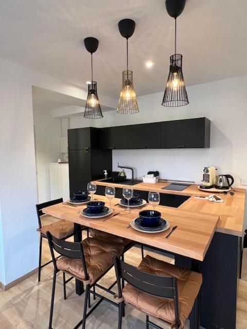 Superbe Appartement Terrasse Et Parking Prive Saint-Tropez Exterior foto