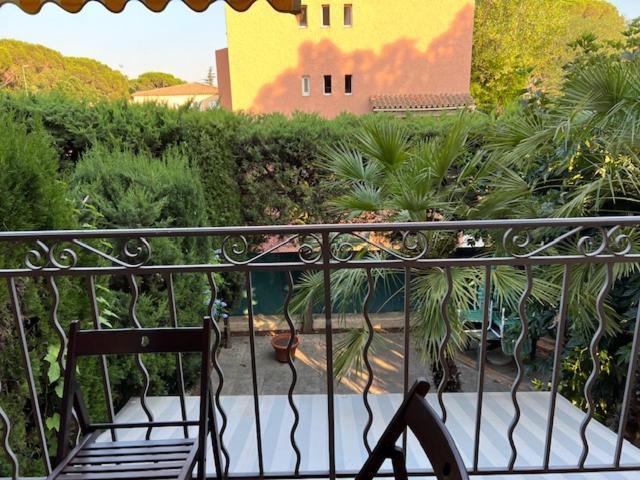 Superbe Appartement Terrasse Et Parking Prive Saint-Tropez Exterior foto